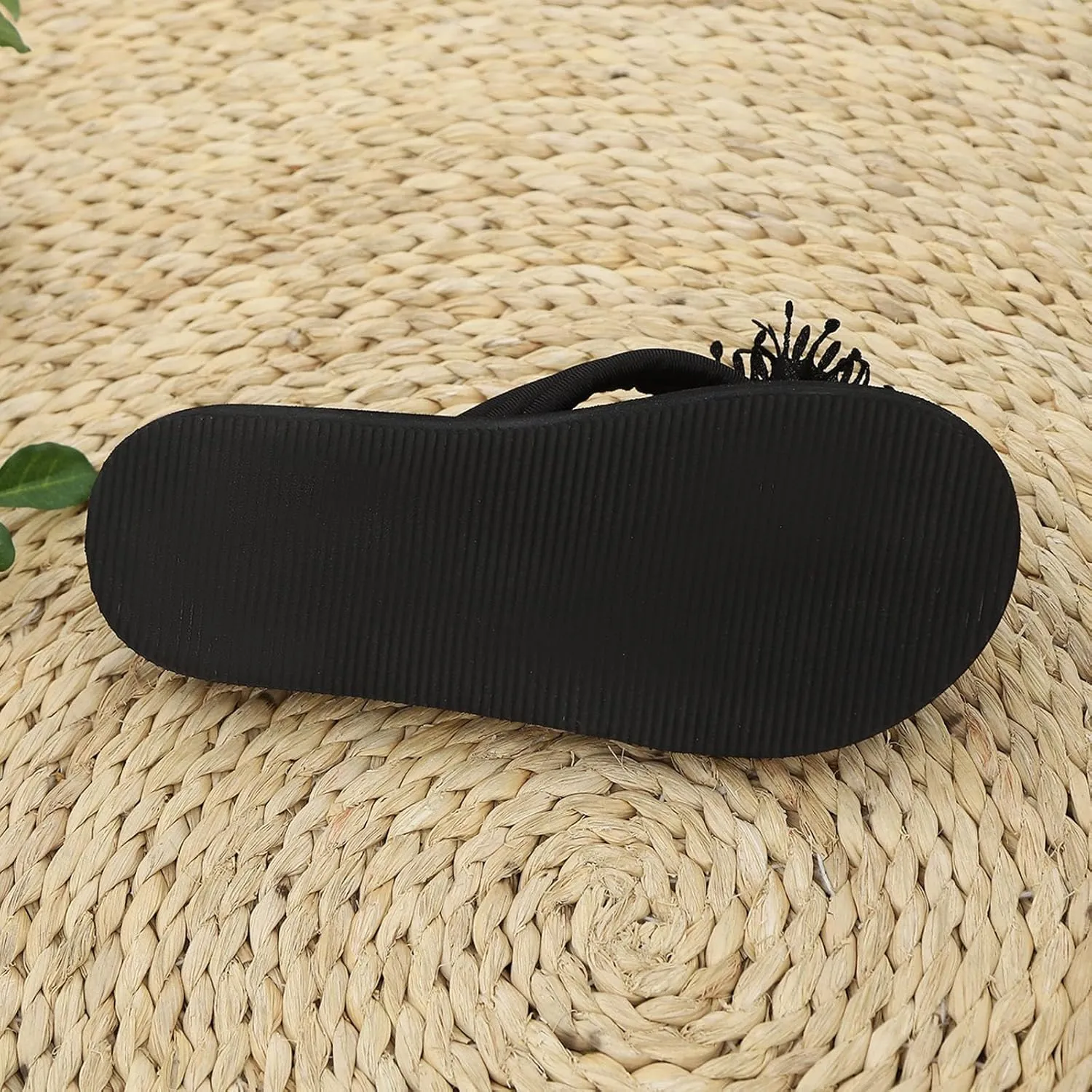 Flip Flops for Women with Arch Support Comfort Walking Summer Beach Thong Sandals Casual Slippers Indoor Outdoor
