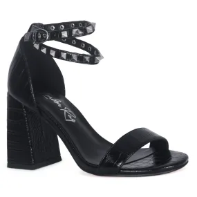Textured Block Heel Sandal in Black